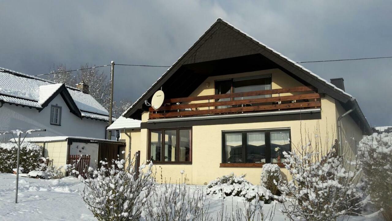 Ferienwohnung Zur schönen Aussicht Hellenthal Exterior foto